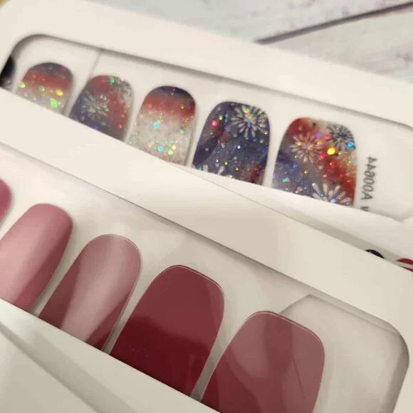 Color Street- Retired Patriotic Bundle - Picture 7 of 8